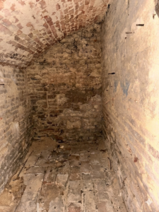 Historischer Gewölbekeller – Lagerraum im 15. Bezirk